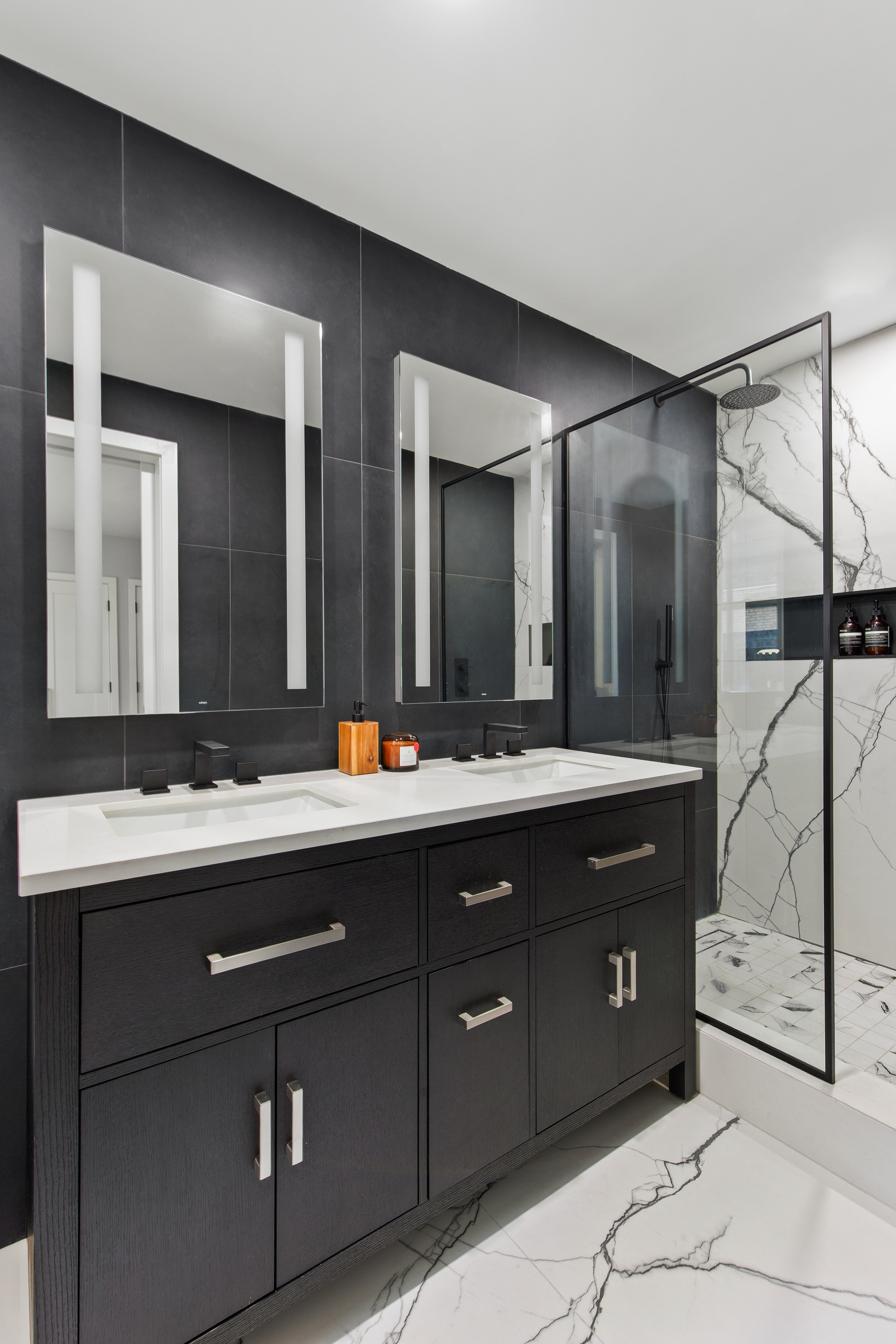 Master bathroom — close